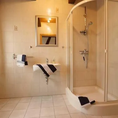 Fewos Storchenhof Am Kummerower